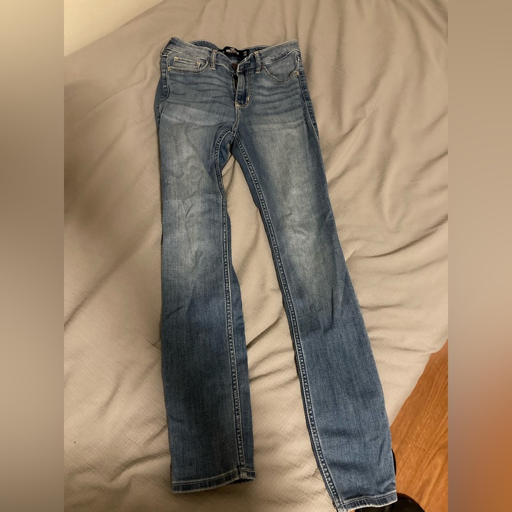 Hollister light wash skinny jeans